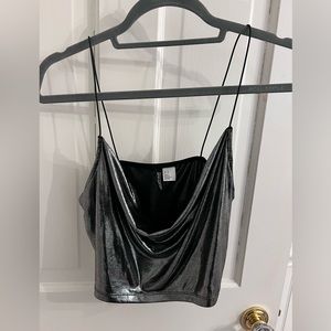 Divided Tops | H&M Metallic Top (Size M)